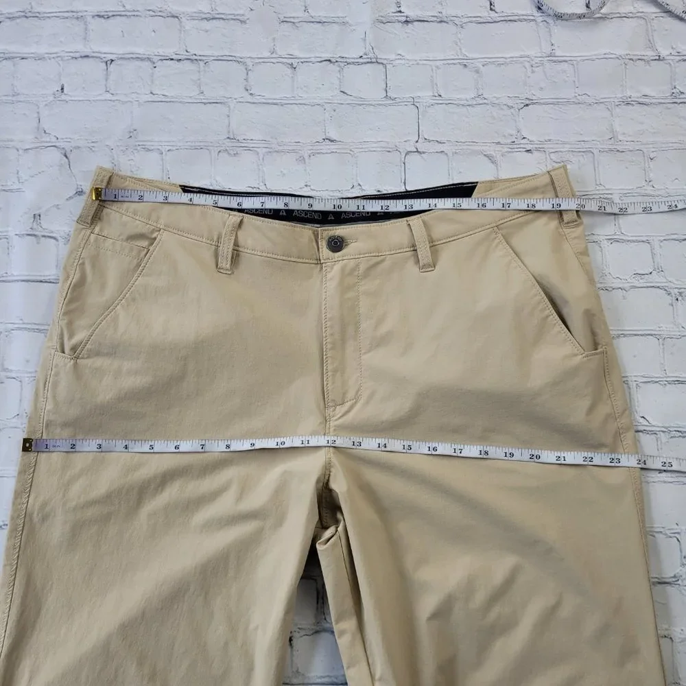Ascend men’s khaki pants size 40 x 32